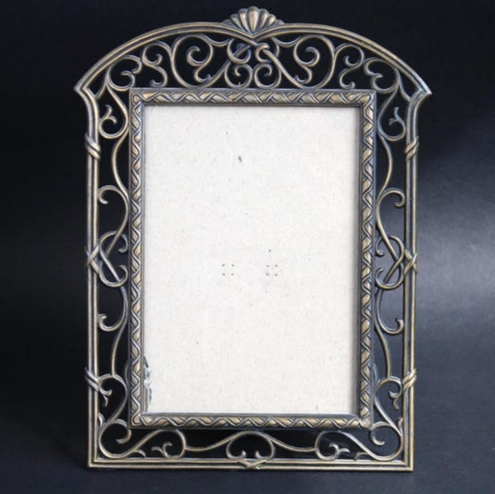 Vintage Antique Bronze ornate picture frame Gothic